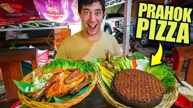 Cambodian Street Food 🇰🇭 Fermented Fish "Pizza" (ប្រហុកភីហ្សា) + Siem Reap's Food Village!