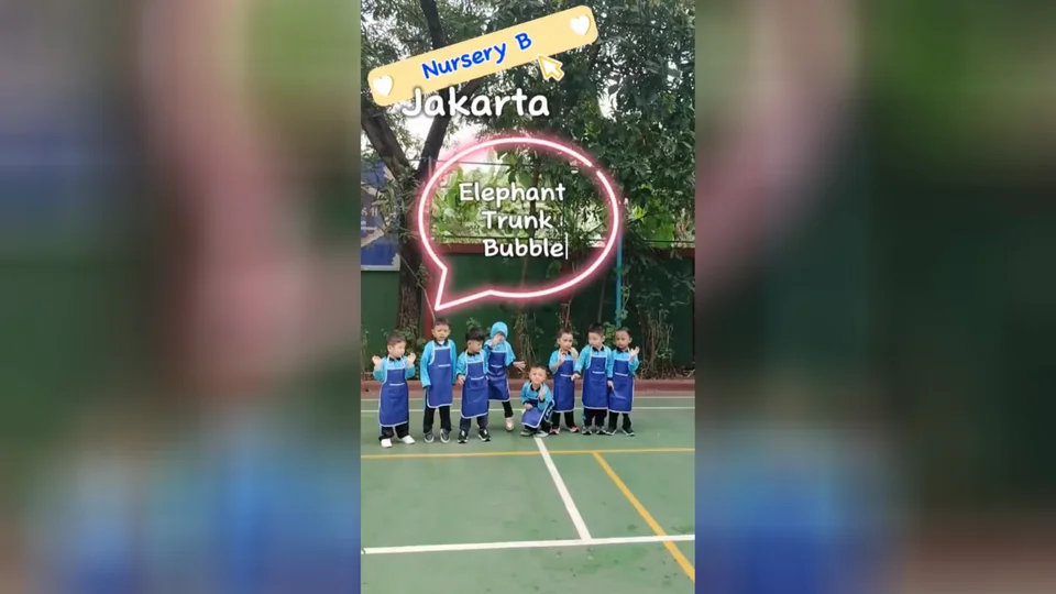 Making bubble trunk
(Membuat gelembung gajah)
#literasidigitalindonesia
#kebaikanitukeren
#kindnessiscool
