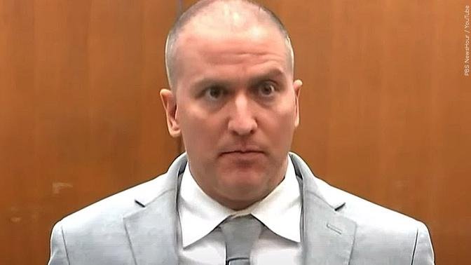 Ex-Officer Derek Chauvin, Convicted In George Floyd's Killing, Stabbed ...