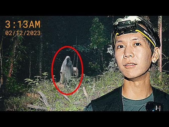 I spent a night alone in Bukit Brown Cemetery, this is what I saw...