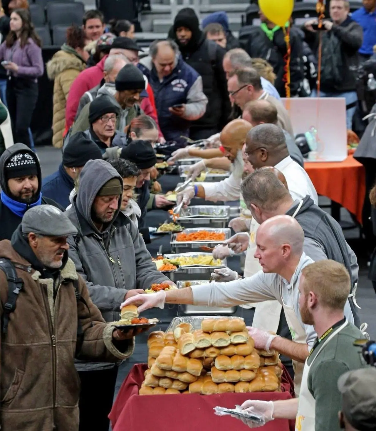 After parts of Massachusetts see snow, a rainy and windy travel day before a sunny Thanksgiving