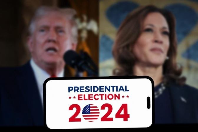 Poll Trump Holds Lead Over Kamala Harris In Five Key Swing States