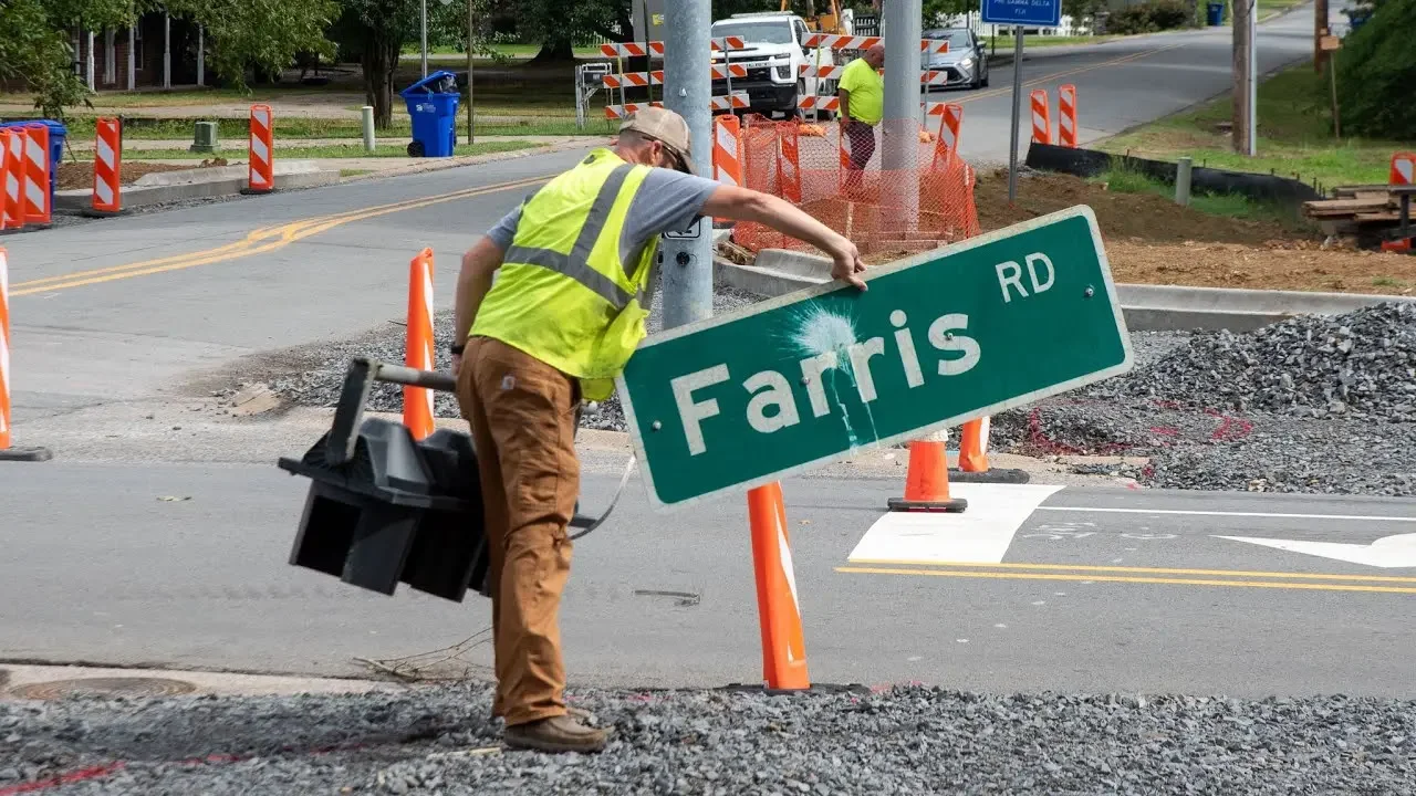 Traffic signals removed at College Ave & Farris Rd intersection