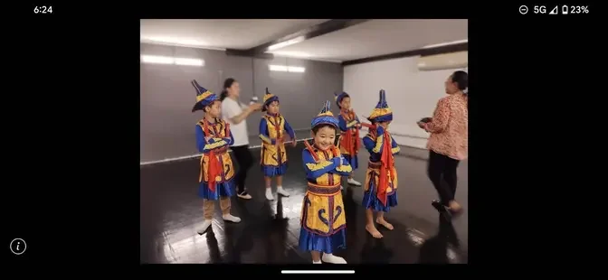 (19) Aaron, Bruce, Rory, Tom, Jack-Boys Group Chopstick Dance 筷子舞