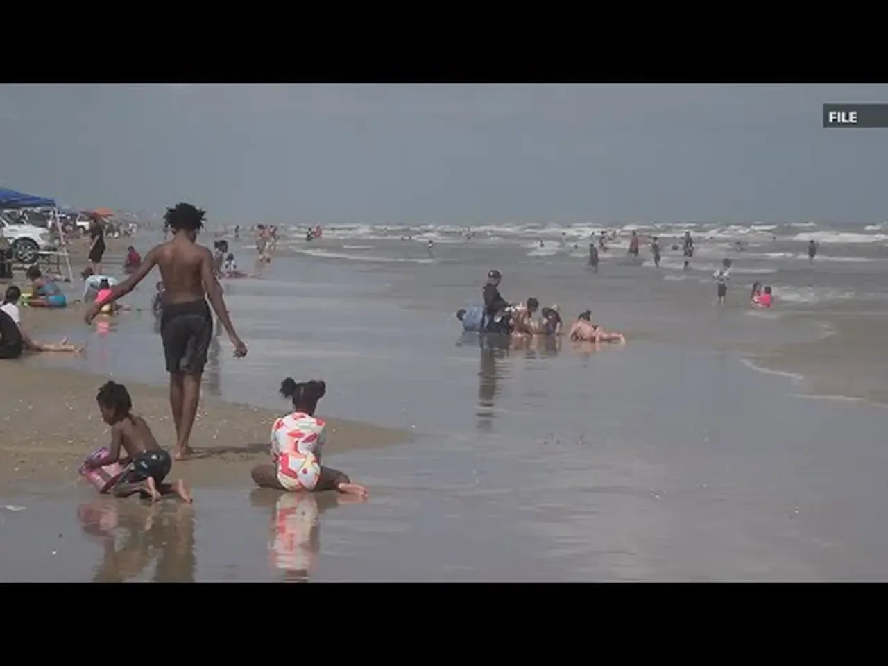 Southeast Texans warned of high levels of bacteria found on Sabine Pass beaches