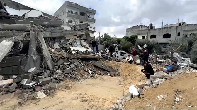 Israel Strikes Gaza City of Rafah After Evacuation Order, Raising Fears ...