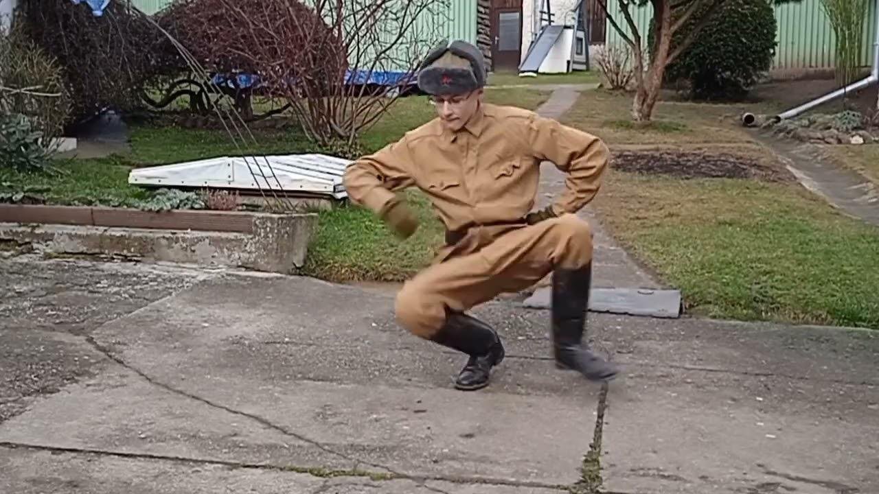 KAZOTSKY KICK - demoman dance