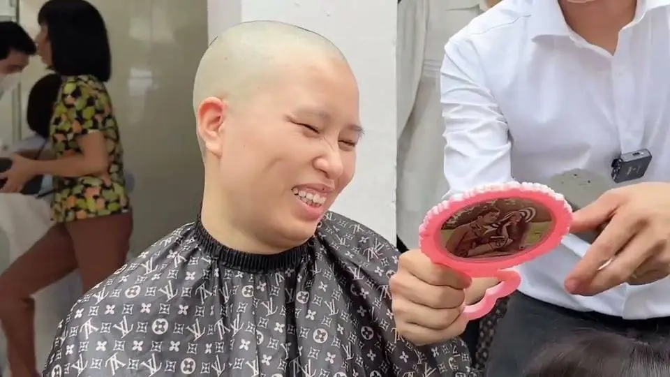 HÀNH TRÌNH TRAO MÁI TÓC YÊU THƯƠNG TỚI VỚI BNUT - 1900 HAIR