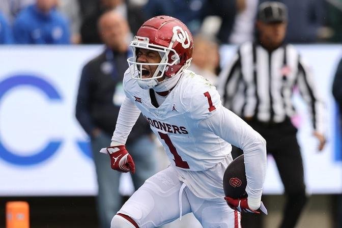 No. 14 Oklahoma Survives Loss Of QB Dillon Gabriel, Defeats BYU ...