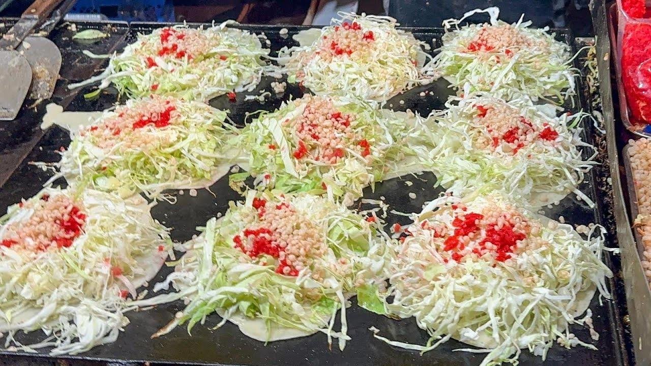 japanese street food - perfect okonomiyaki  お好み焼き