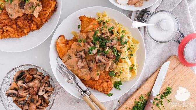 Jägerschnitzel – einfaches Rezept mit Nudeln | Articles | Selbstgemacht ...