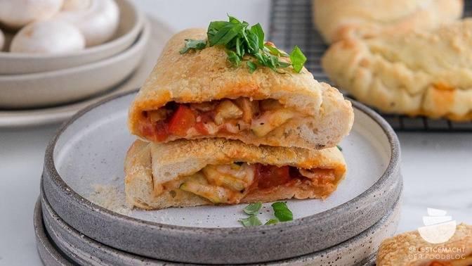 Calzone als gefülltes Brot (Grill oder Backofen) | Articles ...