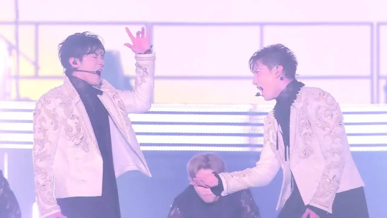 TVXQ - I Think U Know
