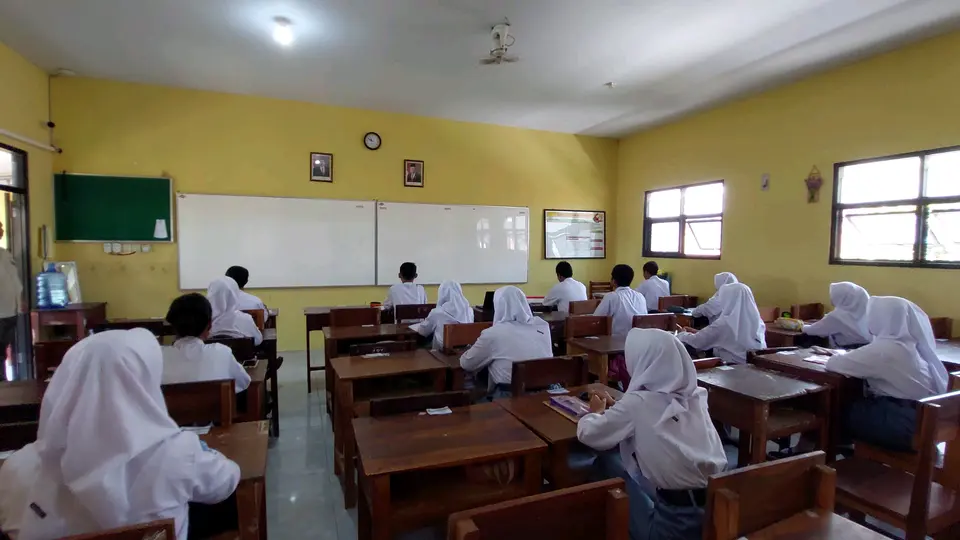 Video PEMBELAJARAN UKIN PENDIDIKAN MATEMATIKA pada mataa pelajaran MATEMATIKA dengan Materi BARISAN DAN DERET di SMK PGRI 5 