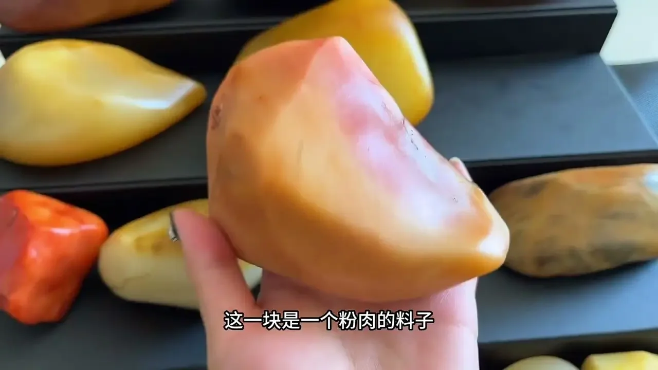 这么多年的捡石收获，太饱眼福了，看着就让人爱不释手
