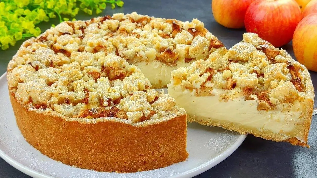Apfelkuchen mit Streuseln wie von Oma – Das perfekte Familienrezept. Apfelkuchen in 15 Minuten.