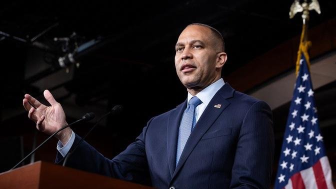 LIVE: House Democratic Leader Jeffries Holds Weekly Press Conference (July 25)