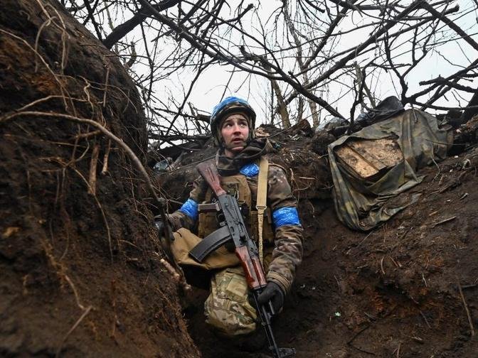 Ukraine Outnumbered, Outgunned in Face of Relentless Russian Onslaught