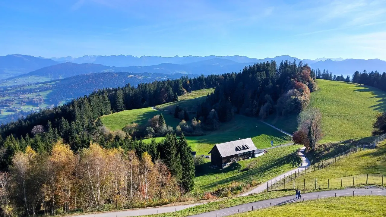 Bregenz Pfänder 俯瞰山林秋景