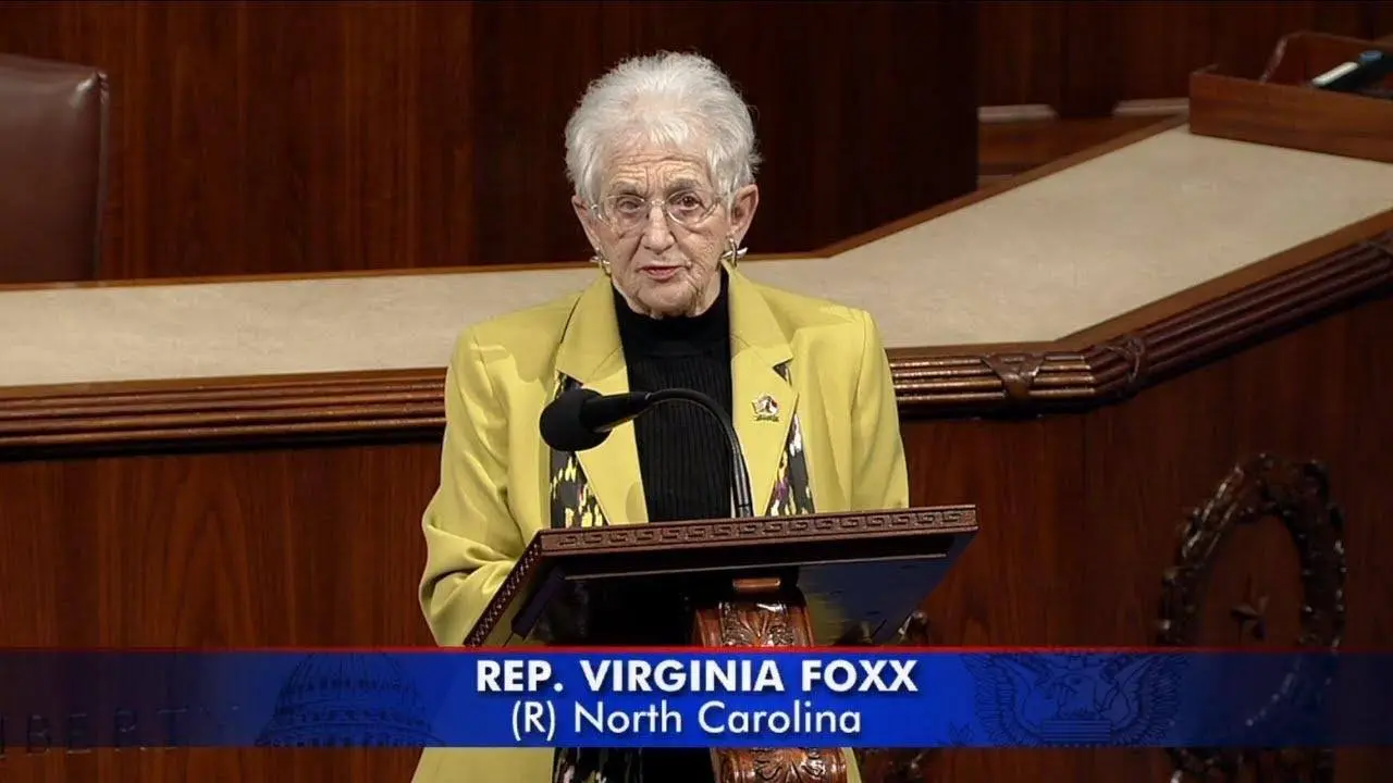 Chair Foxx Celebrates National Apprenticeship Week