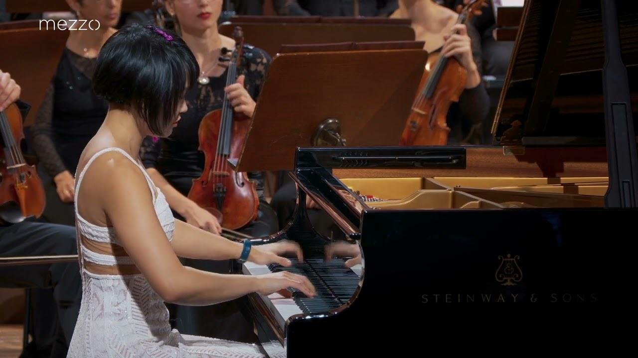 Yuja Wang Plays Rachmaninov's Piano Concerto No.1 With The Czech ...