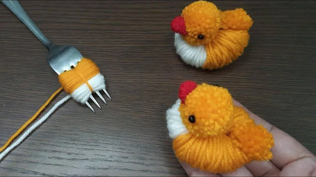 Amazing Woolen Craft Idea | Super Easy Woolen Bird Making
