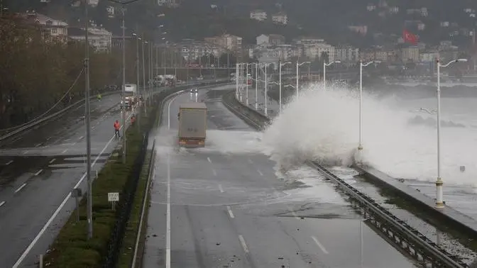 Severe Flooding, Heavy Snow Pelt Region From Black Sea to Moscow