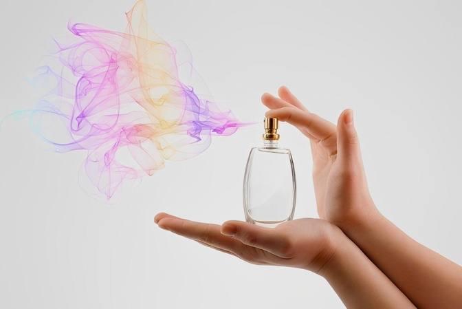 spiritual-meaning-of-perfume-in-a-dream