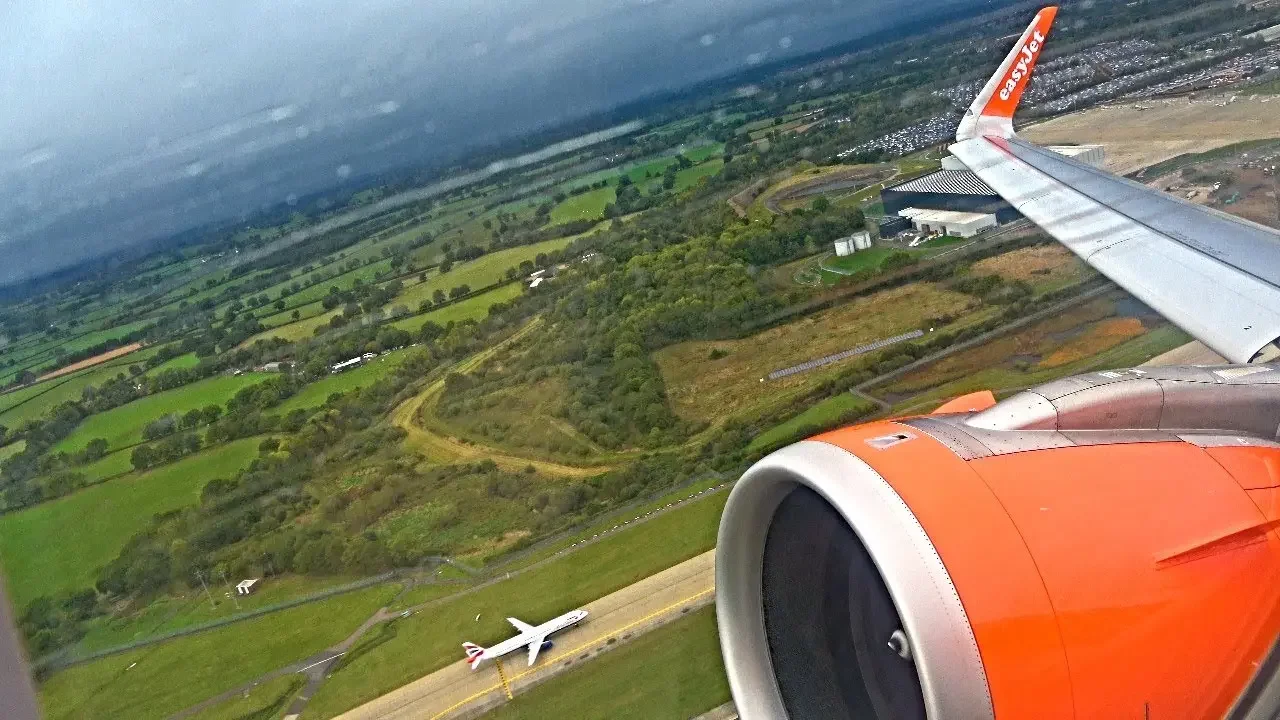 EasyJet A320 NEO Departure From London Gatwick, LGW
