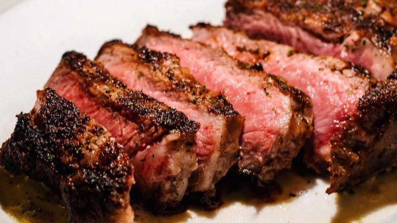 These Are The Only Steakhouses That Don't Use Frozen Steak