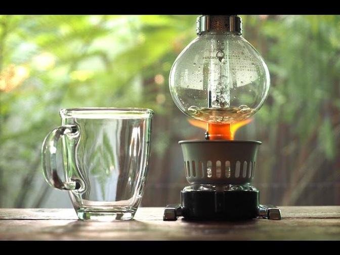 Cách pha cà phê và trà bằng bình Syphon