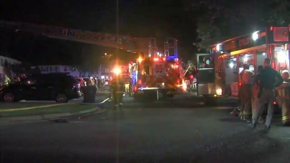 3 injured, multiple displaced after New Jersey townhouse fire