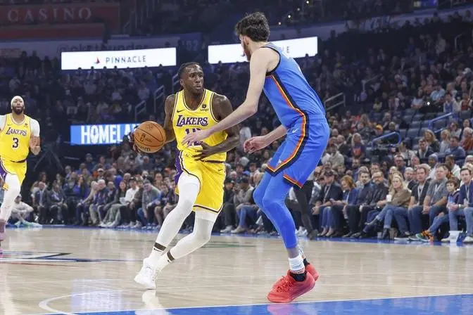 Shai Gilgeous-Alexander’s 33-Point Showcase Powers Oklahoma City Thunder to Victory Over LeBron James and the Lakers