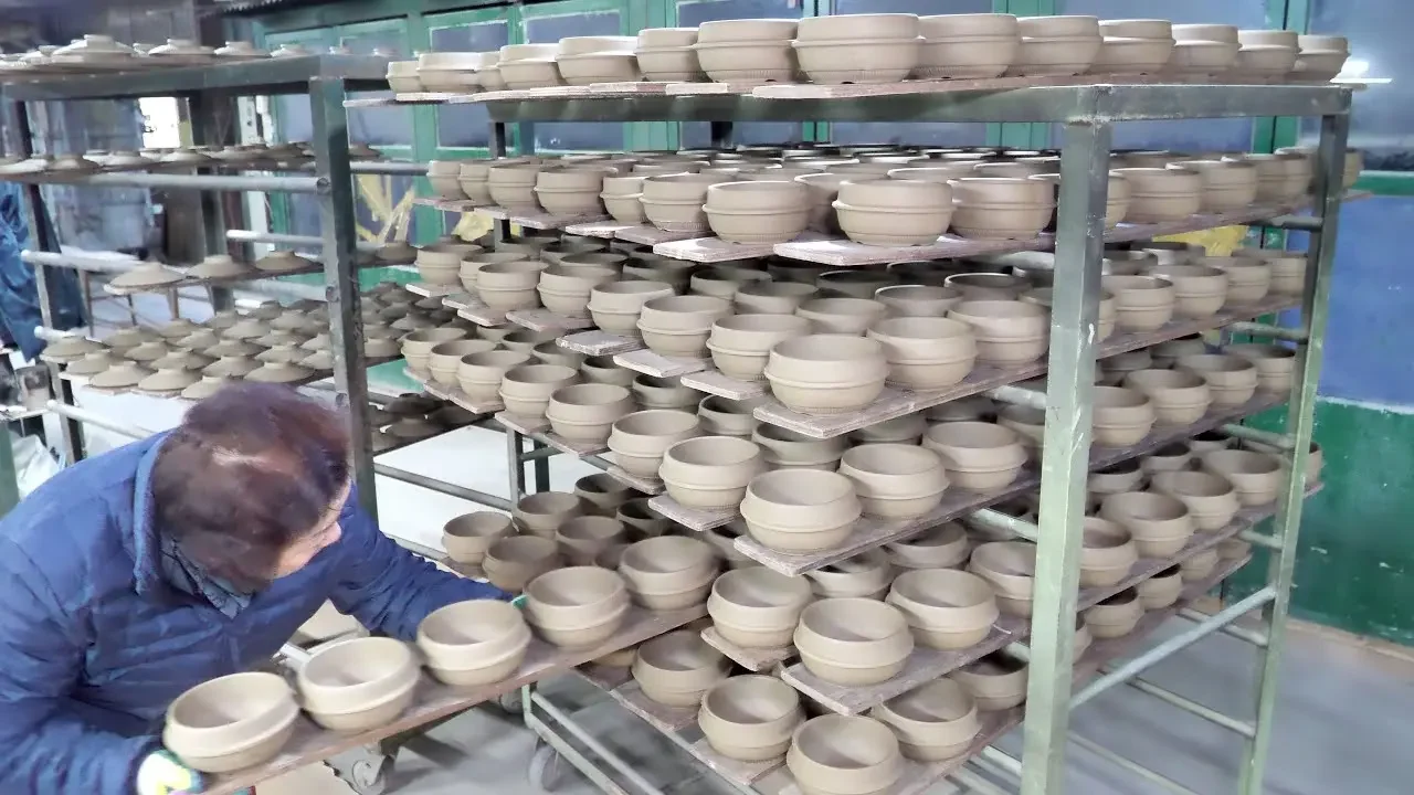 Process of Making Korean Traditional Pots. Korean Earthenware Factory