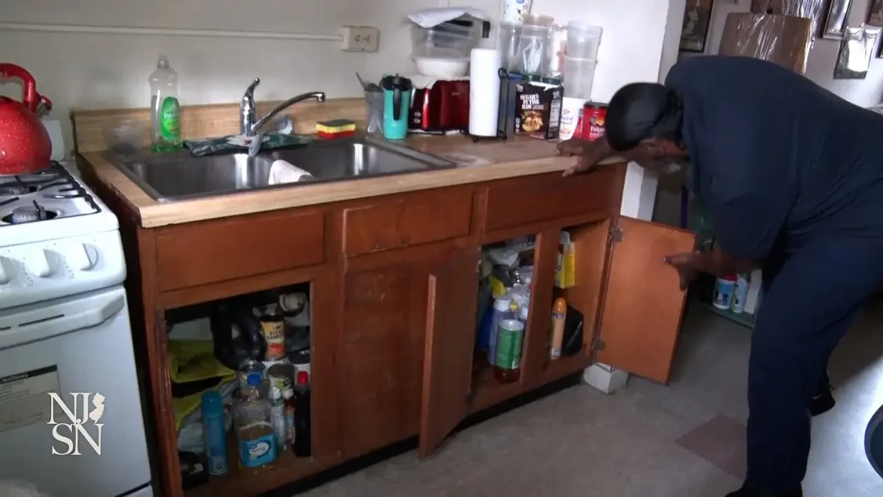 Van Drew calls for federal takeover of AC Housing Authority