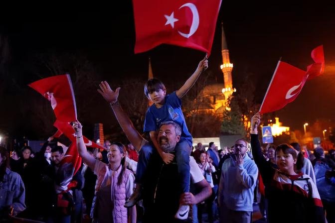 Turkey's resurgent opposition thumps Erdogan in pivotal local elections