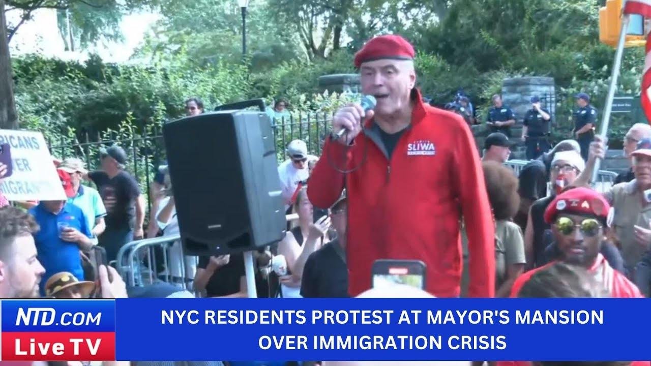 NYC Residents Protest over Immigration Crisis