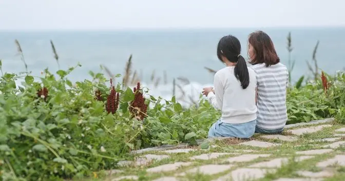 Biết lắng nghe là trí tuệ, không tùy tiện đưa ý kiến là tu dưỡng