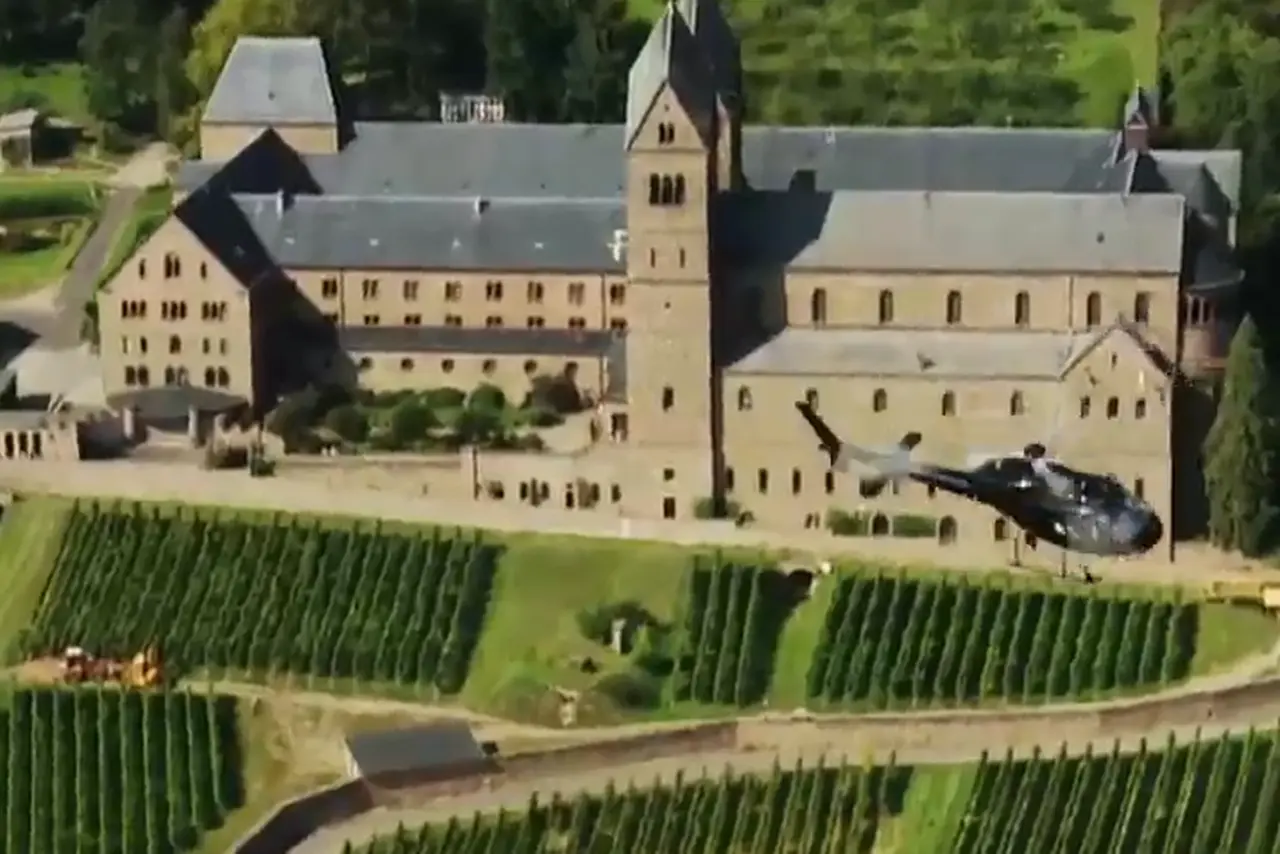 Helicopter Promo Video EastSong Germany