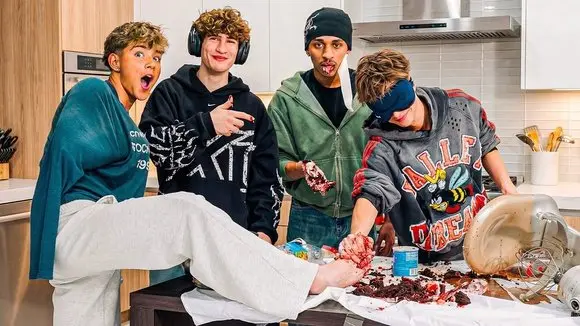 BLIND, DEAF, MUTE, BAKING CHALLENGE!