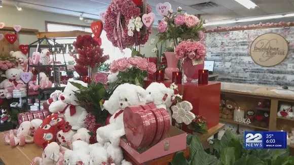 Valentine's Day spending reaches record $29.1 billion