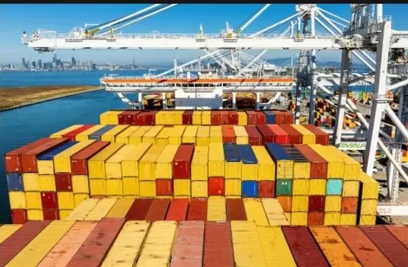 U.S. Trade Deficit Narrows Slightly in 2025 as Trump’s Tariff Strategy Reshapes Global Commerce