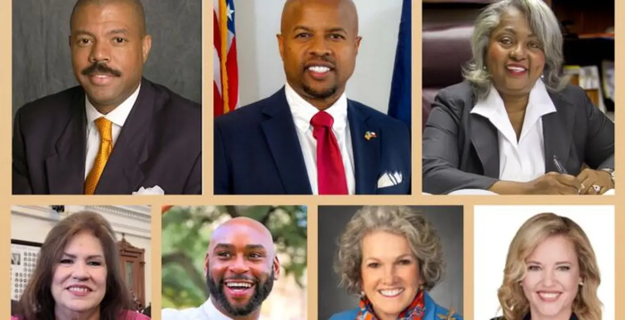 德州五位州参众议员签署决议书表彰神韵